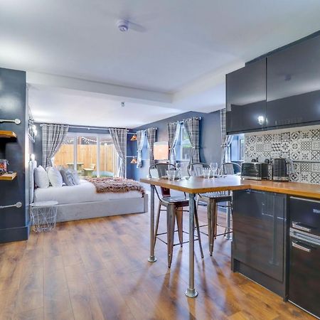 Sixtysix By Sorted Stay Southend-on-Sea Exterior photo